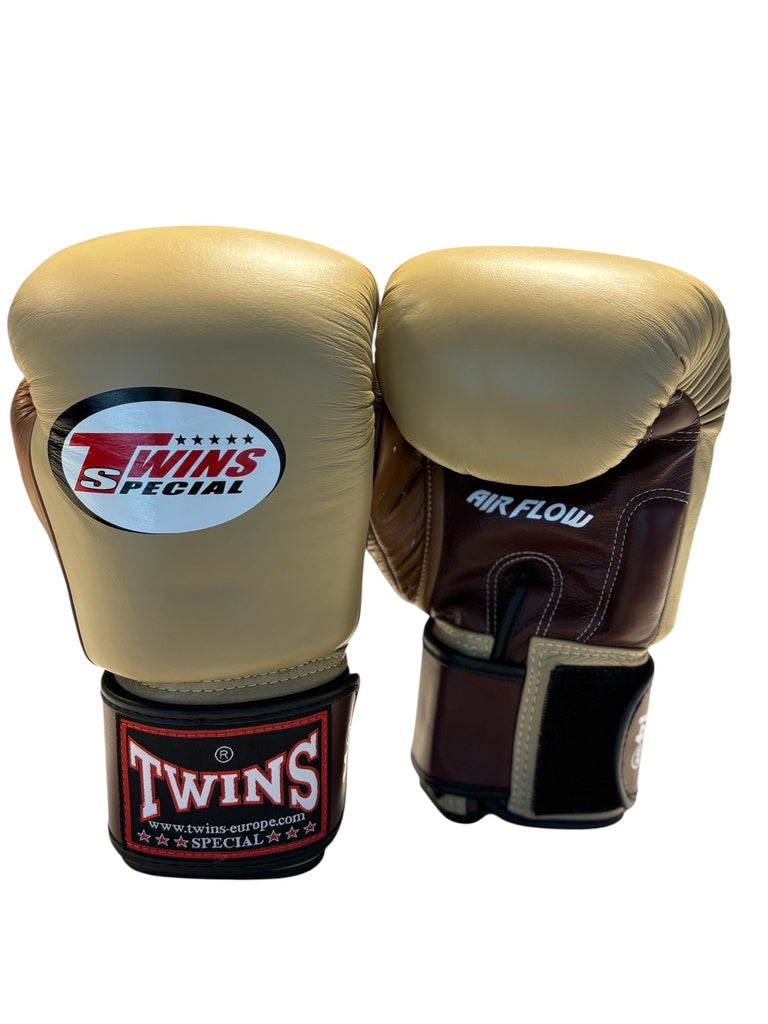 TWINS (KICK)BOKSHANDSCHOENEN BGVL 3 AIR BEIGE/BRUIN