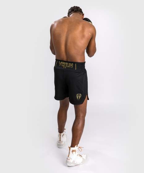 VENUM CLASSIC BOXING SHORTS - ZWART/GOUD