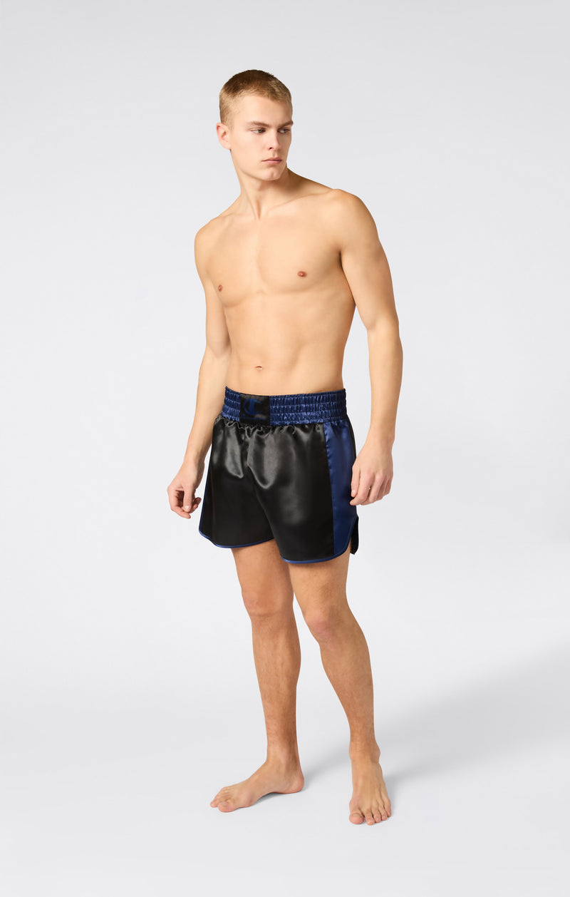 CHAMPION MUAY. SHORT THAÏ NOIR SATINÉ.