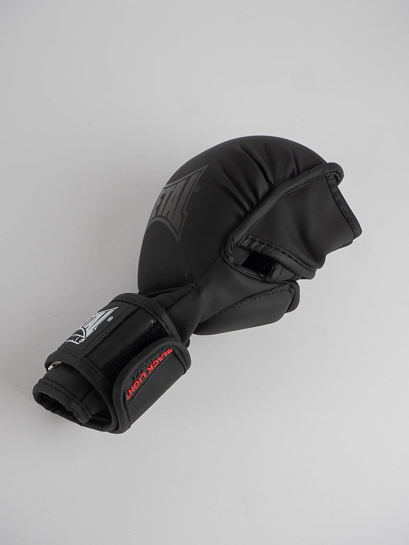 METAL BOXE BLACK LIGHT MMA SPARRING HANDSCHOENEN - ZWART