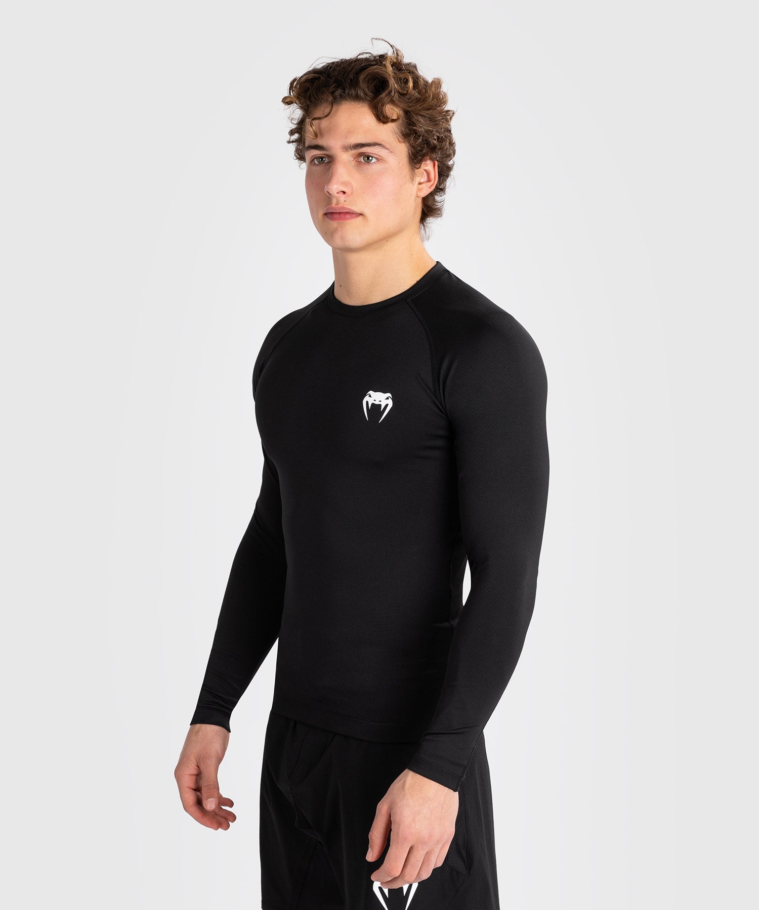 VENUM CONTENDER RASHGUARD VOOR HEREN - LANGE MOUWEN - ZWART/WIT