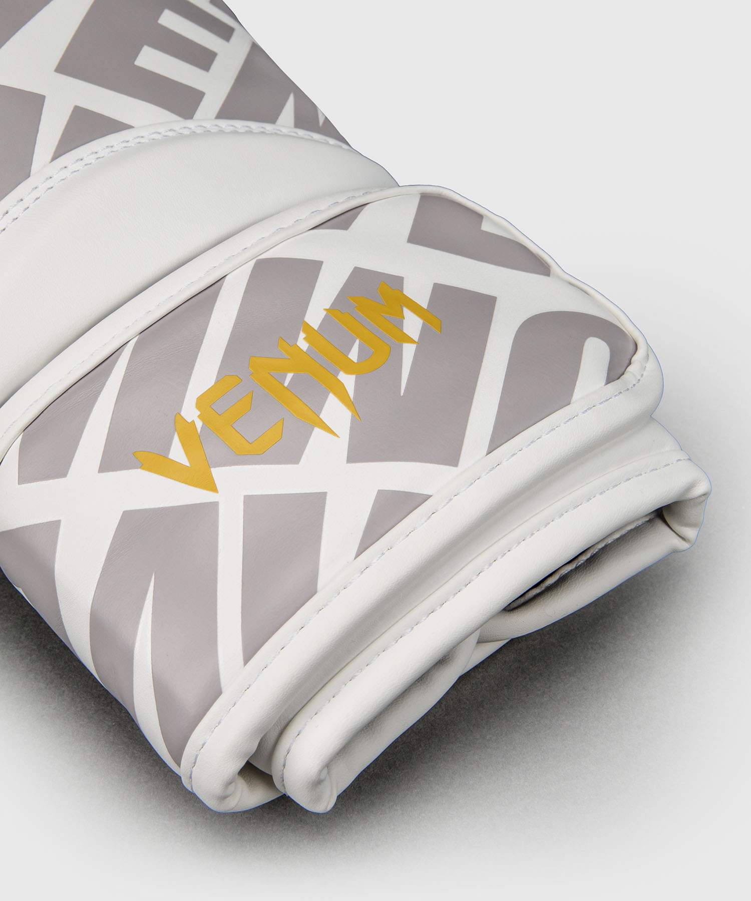VENUM (KICK)BOKSHANDSCHOENEN CONTENDER 1.5 XT WIT/GOUD