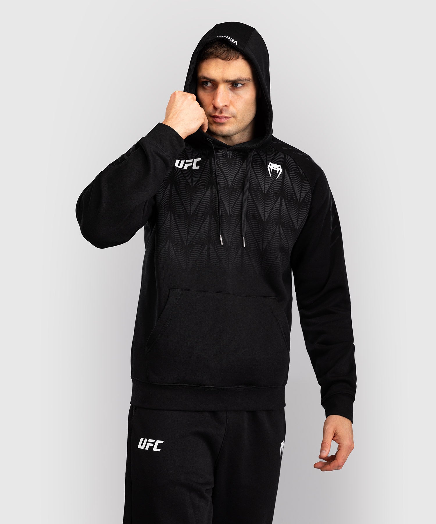 VENUM UFC ZENITH PULLOVER HOODIE ZWART/WIT