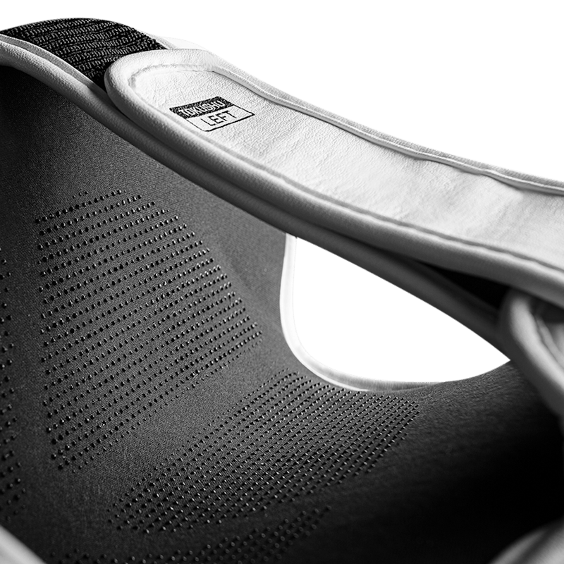 HAYABUSA T3 STRIKING SHIN GUARDS BLACK/WHITE