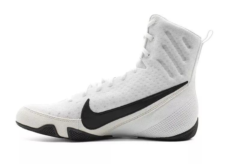 NIKE BOKSSCHOEN MACHOMAI 3.0 WIT/ZWART