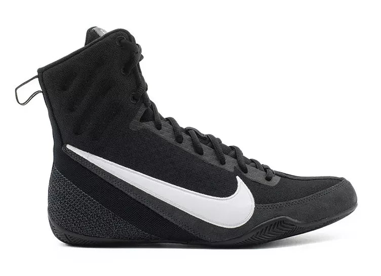 NIKE BOKSSCHOEN MACHOMAI 3.0 ZWART/WIT