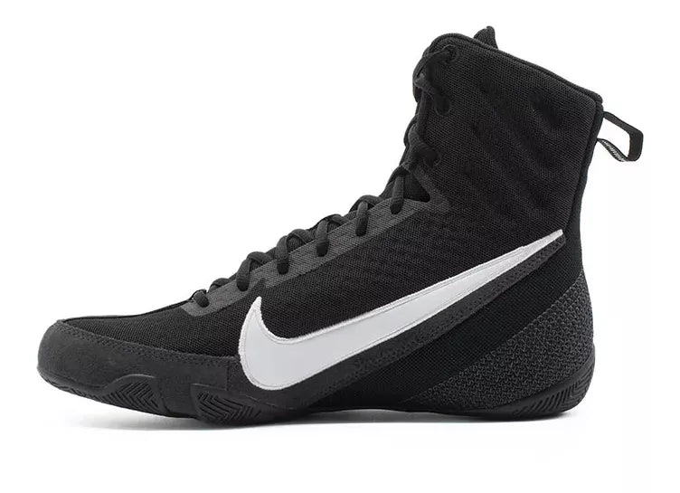 NIKE BOKSSCHOEN MACHOMAI 3.0 ZWART/WIT