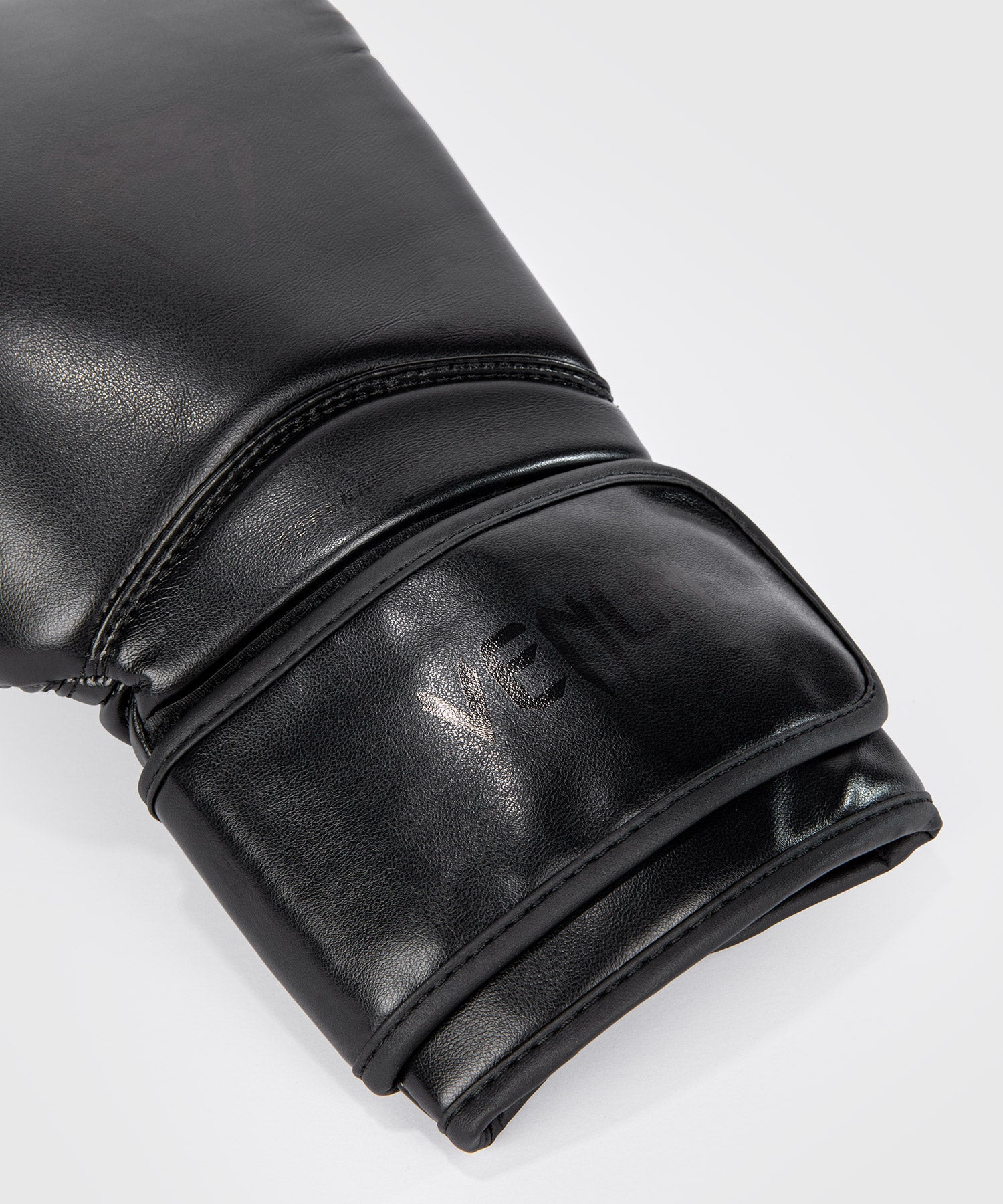 VENUM (KICK)BOKSHANDSCHOENEN CONTENDER 1.5 ZWART/ZWART