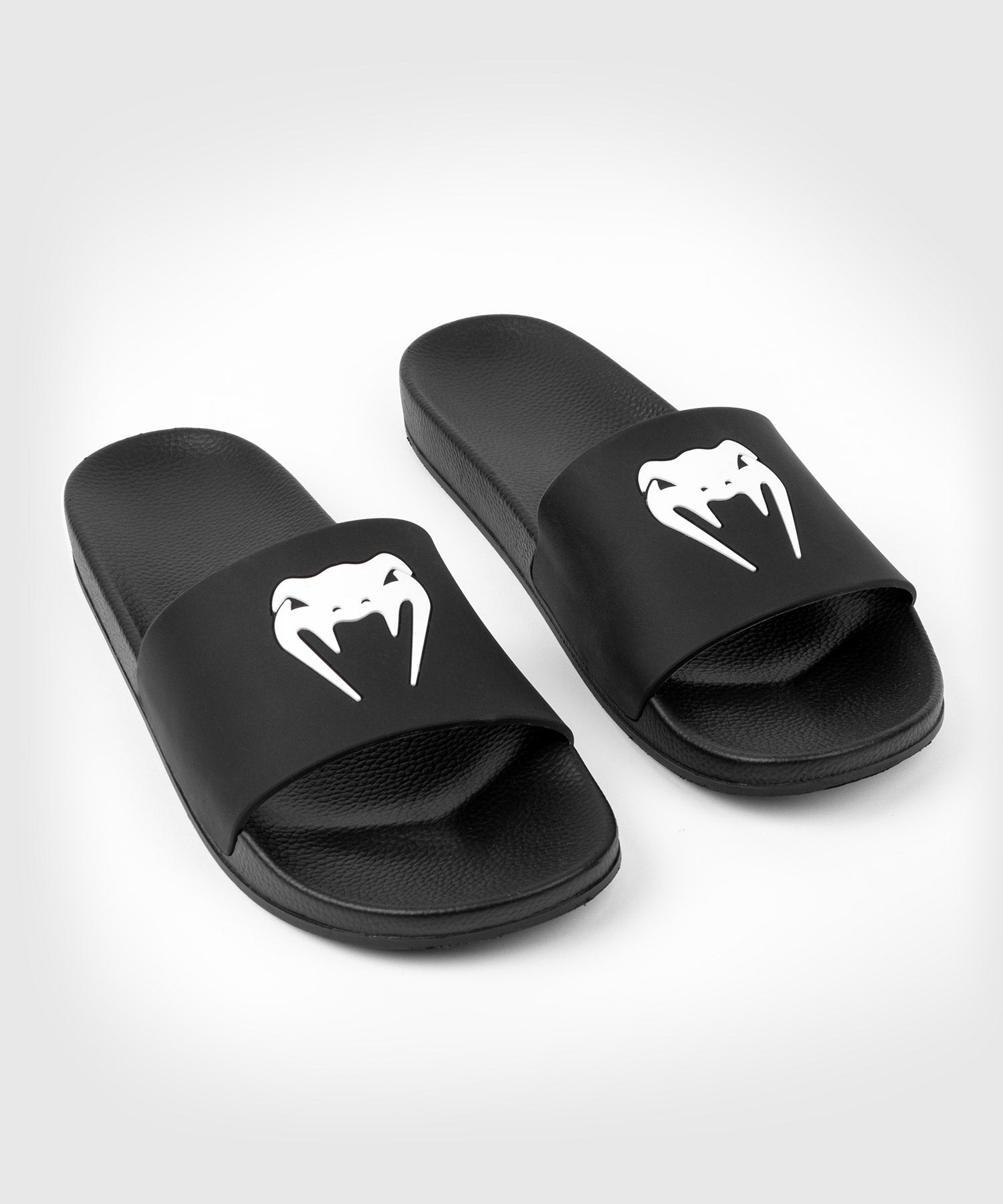 VENUM CLASSIC SLIPPERS - ZWART/WIT