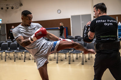 APEX MMA GREY  WOLF RASHGUARD