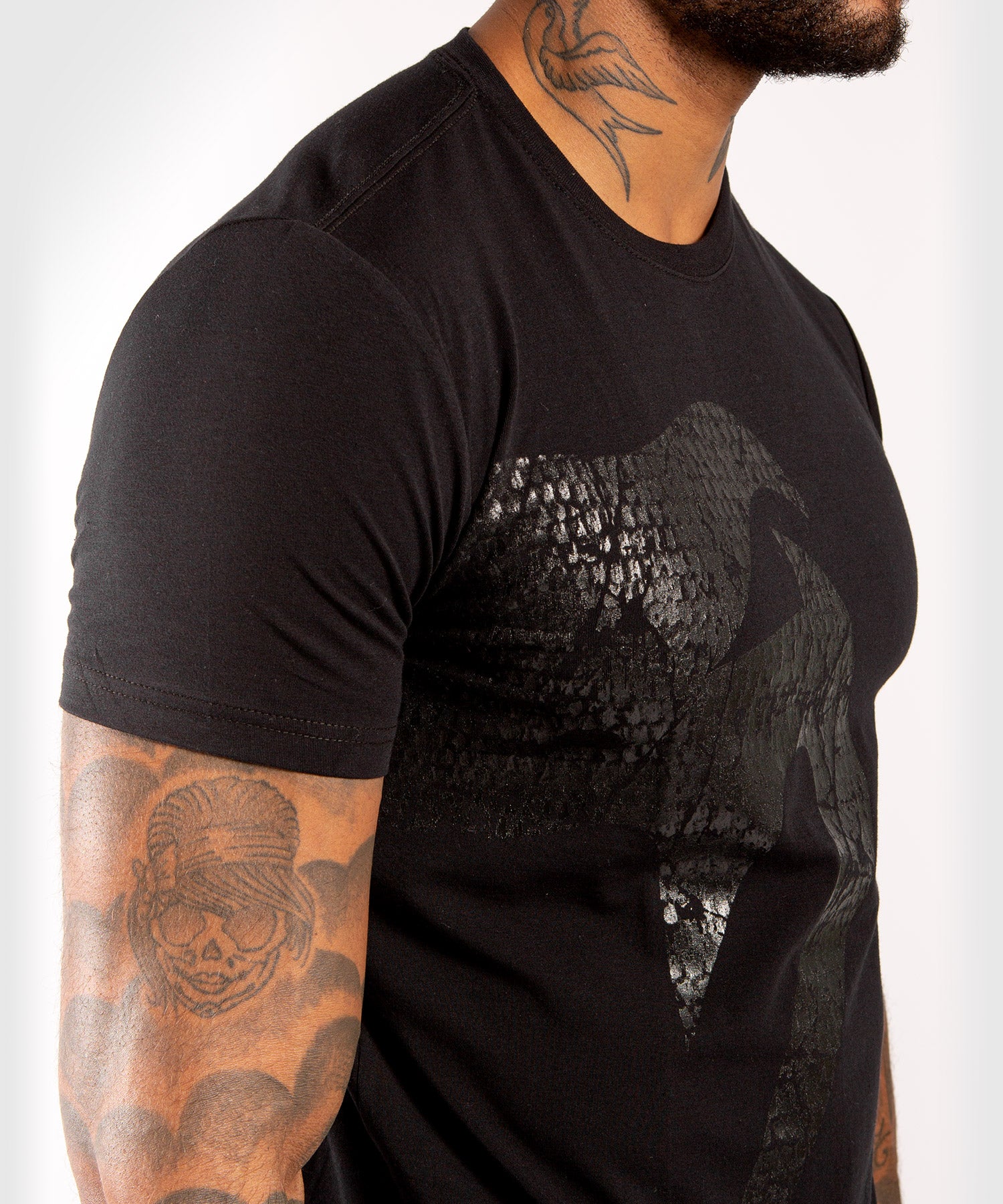 VENUM GIANT T-SHIRT - MAT ZWART