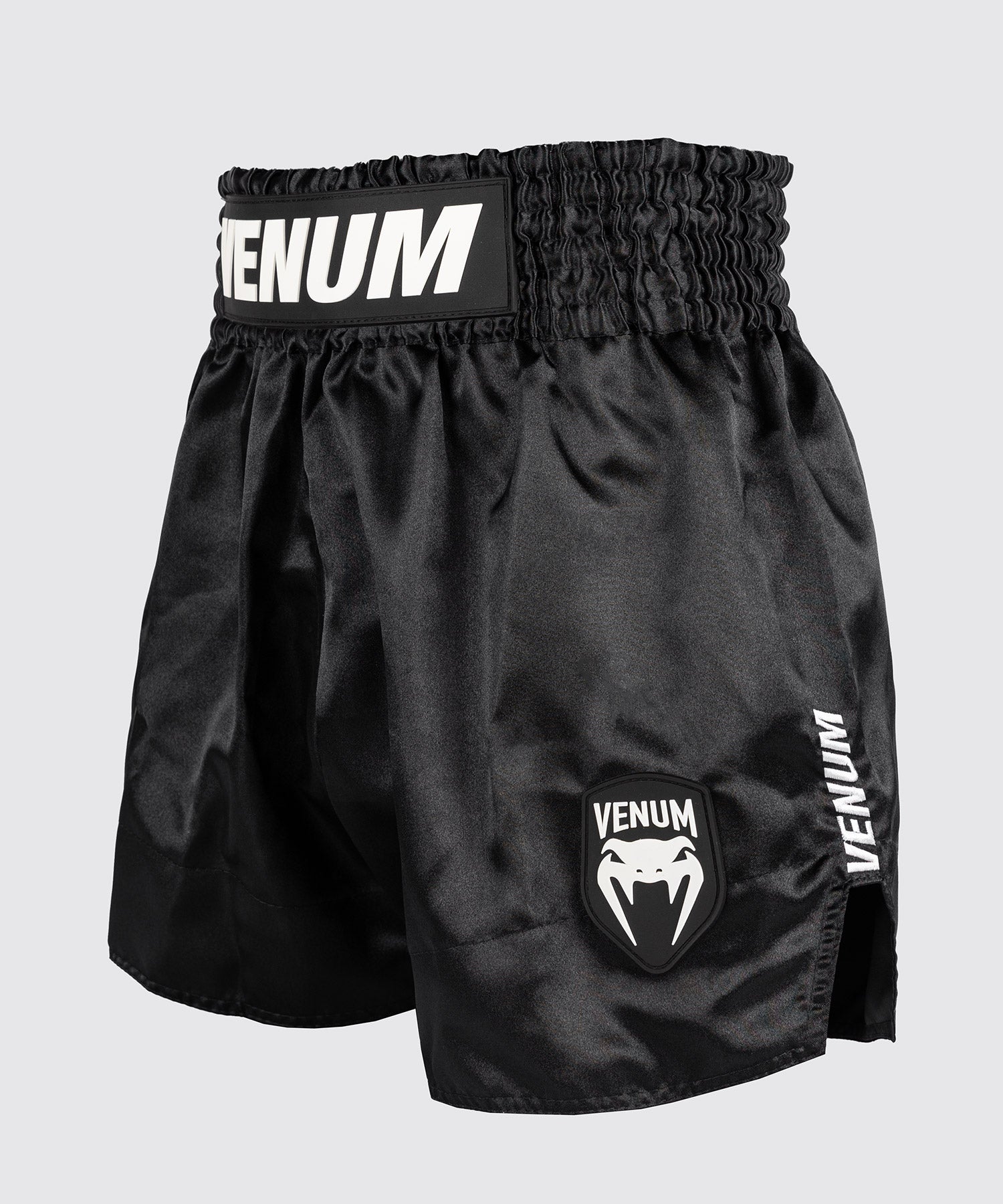 VENUM CLASSIC EVO MUAY THAI SHORTS - ZWART/WIT