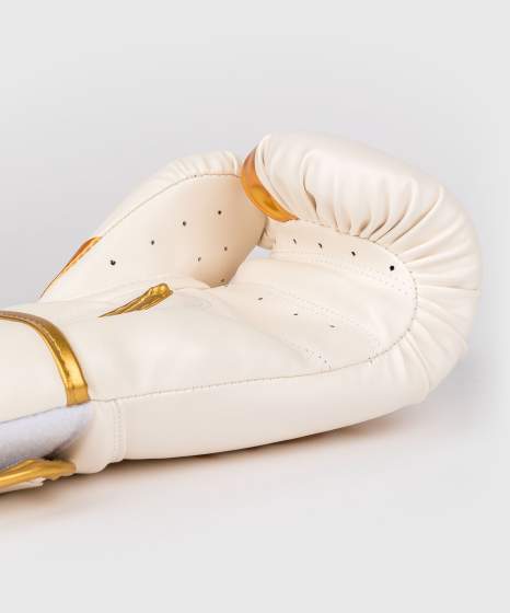 VENUM (KICK0BOKSHANDSCHOENEN CHALLENGER 2.5 WIT-GOUD