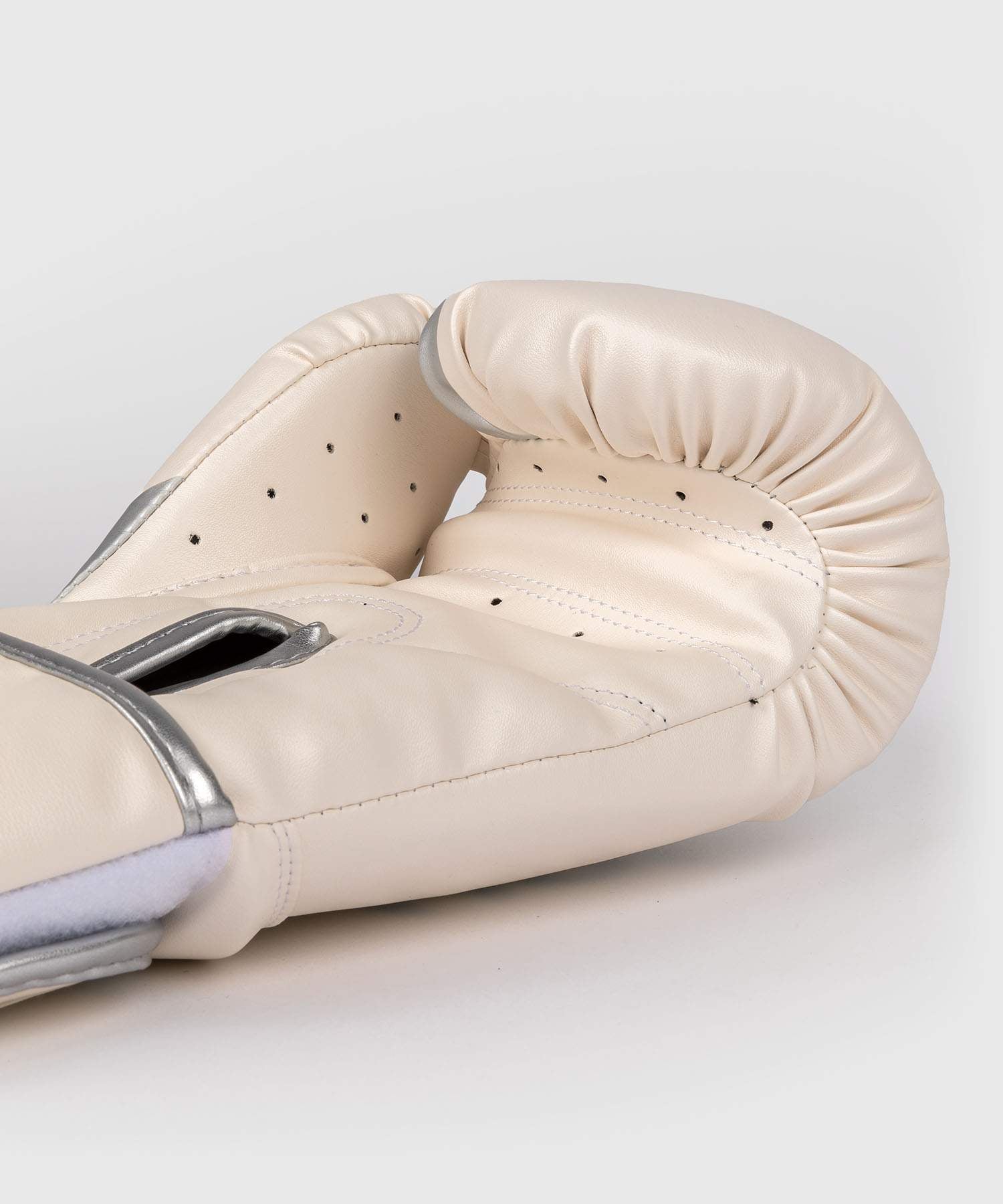 VENUM (KICK)BOKSHANDSCHOENEN CHALLENGER 2.5 WIT/GRIJS