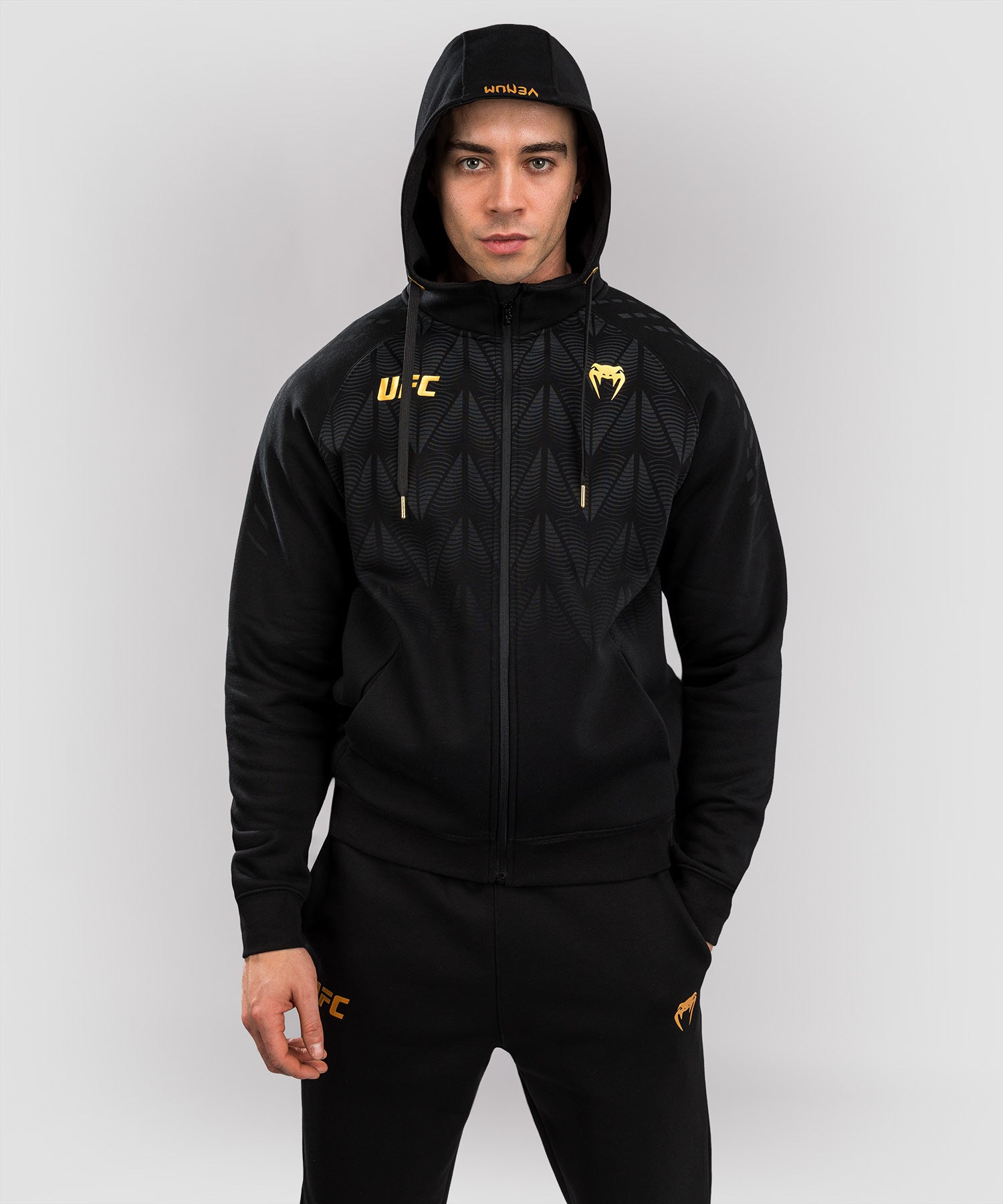 VENUM UFC ZENITH ZIP HOODIE ZWART/GOUD