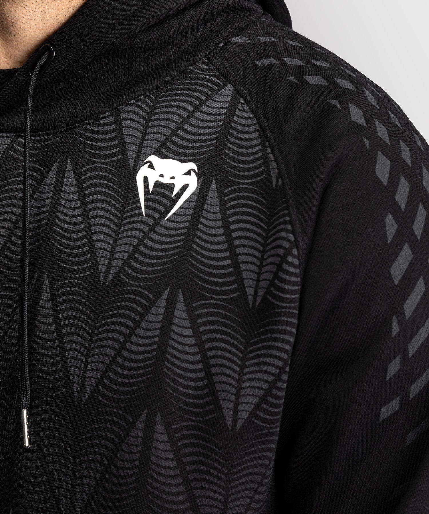 VENUM UFC ZENITH PULLOVER HOODIE ZWART/WIT