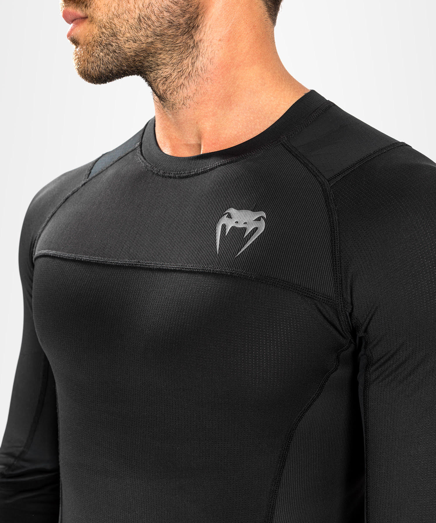 VENUM G-FIT AIR LONG SLEEVE RASHGUARD ZWART