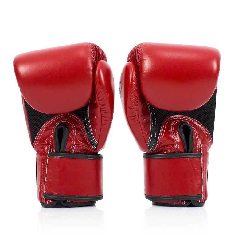 FAIRTEX KICKBOKSHANDSCHOENEN TIGHT FIT - ROOD