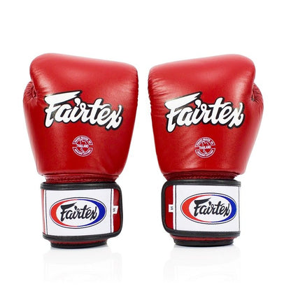 FAIRTEX KICKBOKSHANDSCHOENEN TIGHT FIT - ROOD