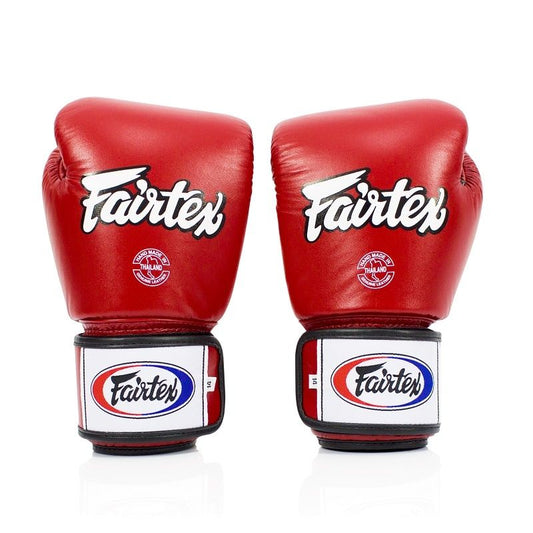 FAIRTEX KICKBOKSHANDSCHOENEN TIGHT FIT - ROOD